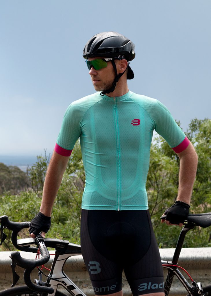 Download 10+ Mens Full Cycling Thermal Kit Mockup Front View PNG ...